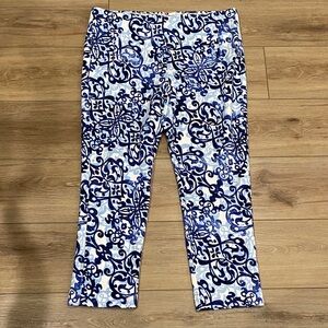 Chico’s Juliet Slimming Blue and White Patterned Pants Sz 12 Large